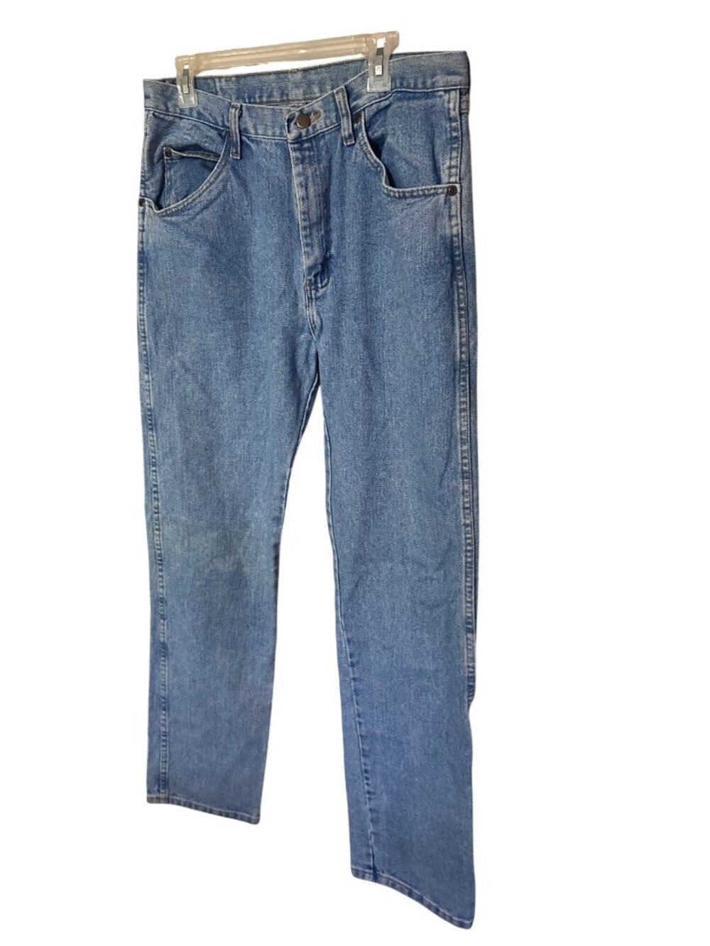 Wrangler lightwash cotton blue jeans size 34x34